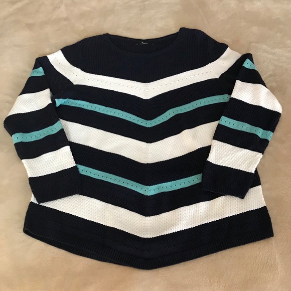 Bonita Chevron Soft Knit Sweater - Size L - Picture 3 of 10
